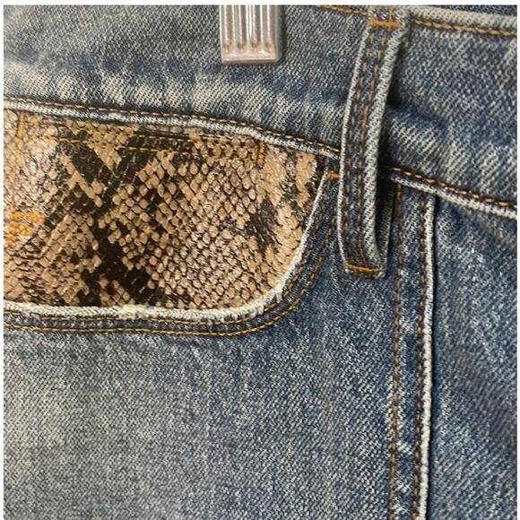 New Frame Le High Straight Rattler Python Pocket Jeans Women's Size 23 Raw Hem - Picture 6 of 13